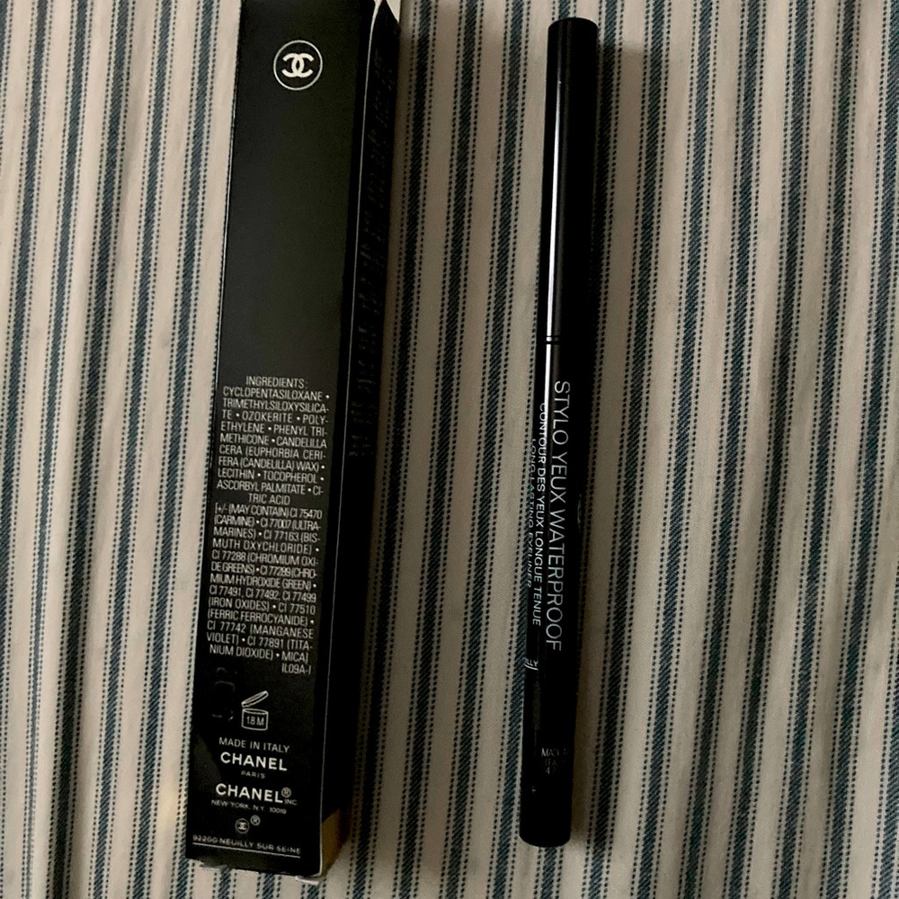BRAND NEW CHANEL PARIS WATERPROOF EYELINER BLACK